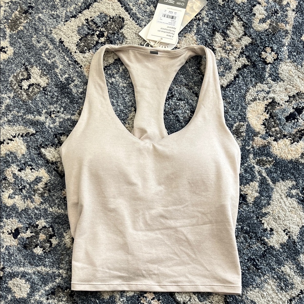 Vuori Halo Performance Crop Tank 2.0